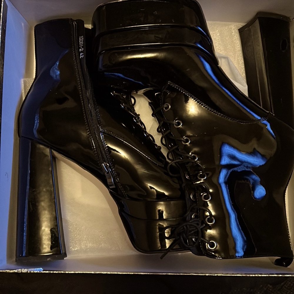 Never worn platform booties!